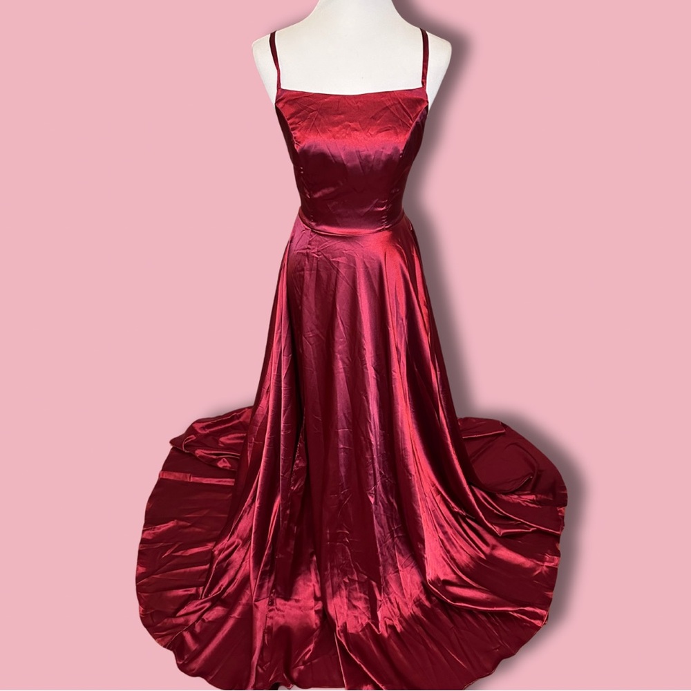 NEW W TAGS Burgundy Open-back Satin Formal Dress by Babyonline, size M